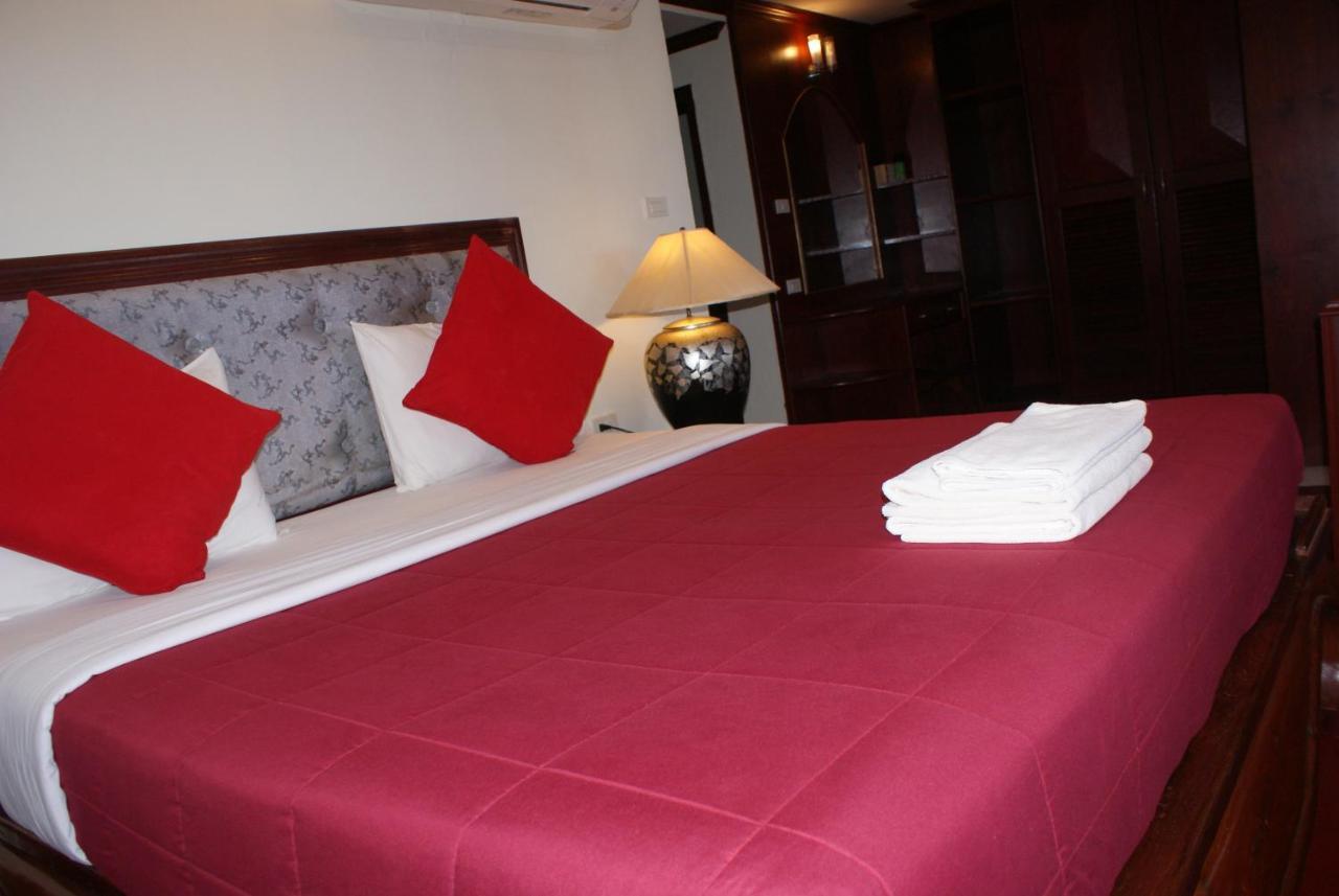 Prince Edouard Apartments & Resort Sha Extra Plus Patong Exterior foto