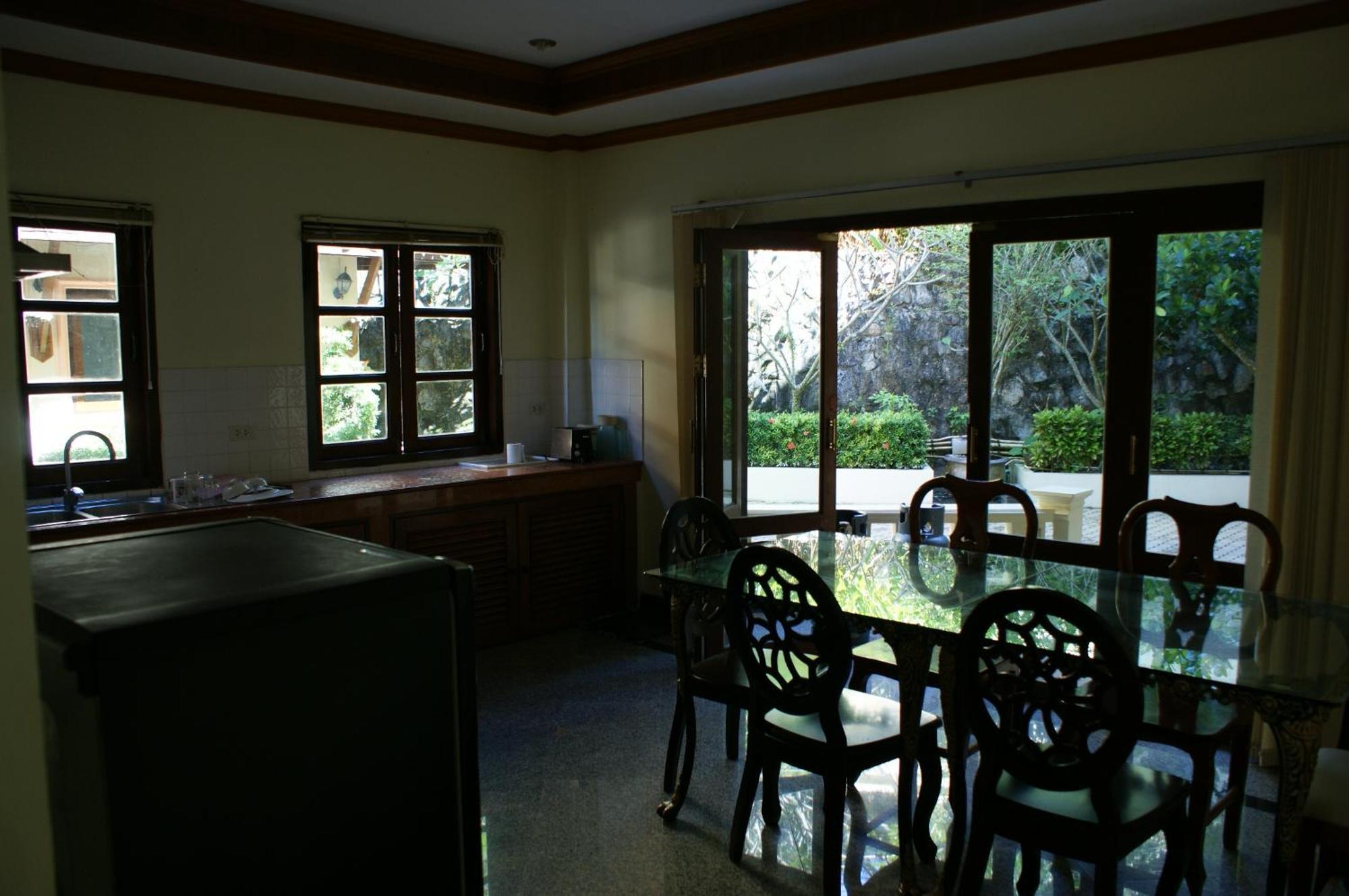 Prince Edouard Apartments & Resort Sha Extra Plus Patong Exterior foto