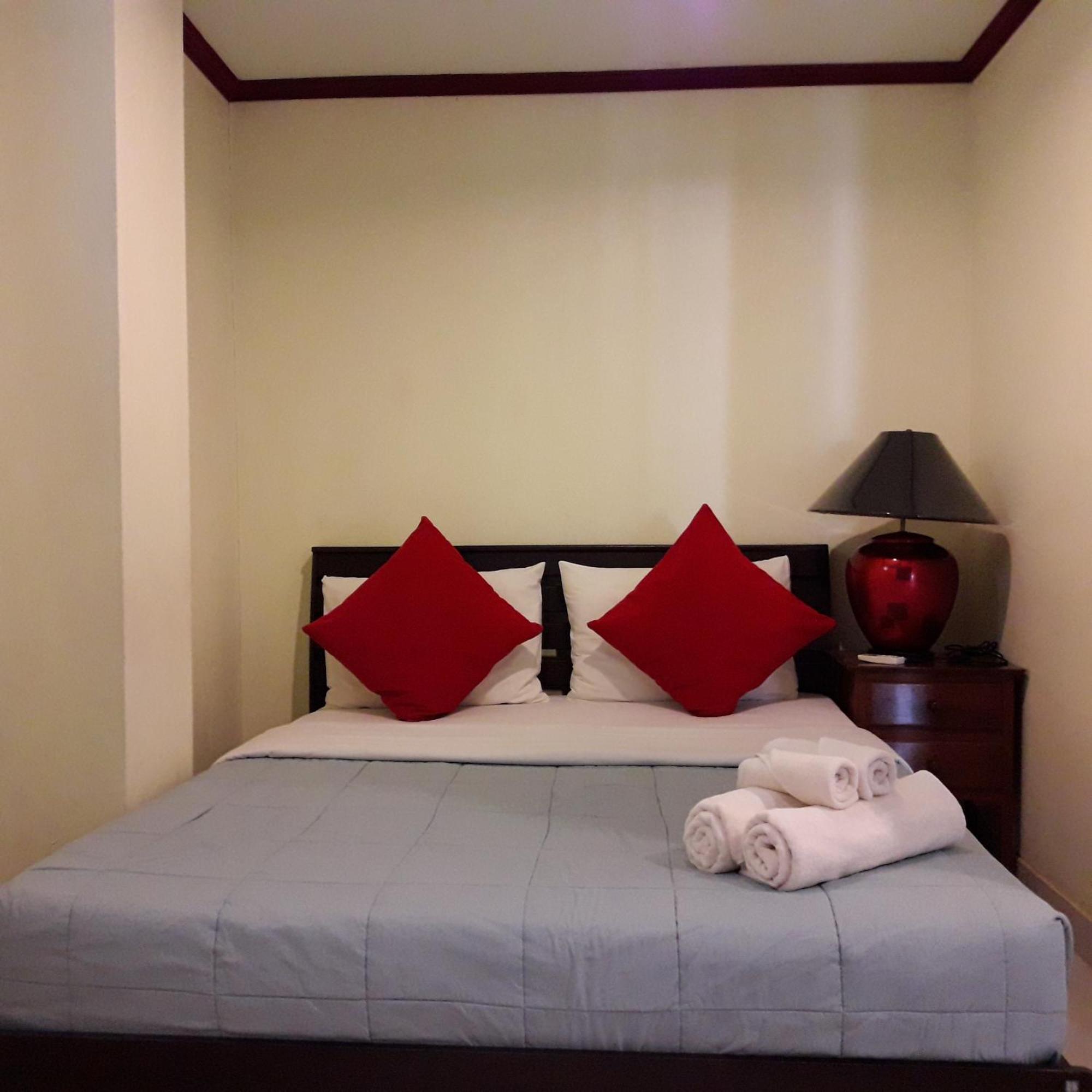 Prince Edouard Apartments & Resort Sha Extra Plus Patong Exterior foto